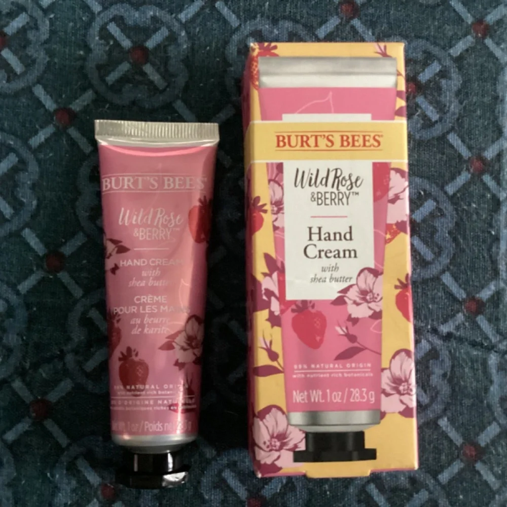 Burt’s Bees Wild Rose & Berry Hand Cream with Shea Butter 1 oz/28.3 g